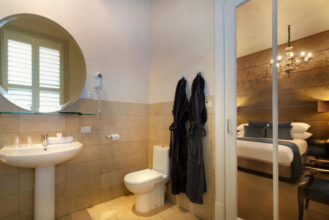 Hotel Frangos Дейлсфорд Екстериор снимка